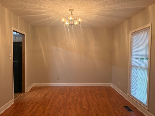 Building Photo - 3 Bed 2.5 Bath Home in Albany