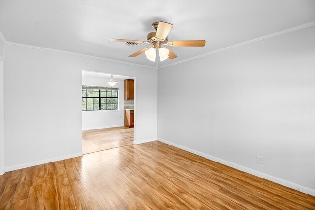 Foto del edificio - 3052 Cameo Ln