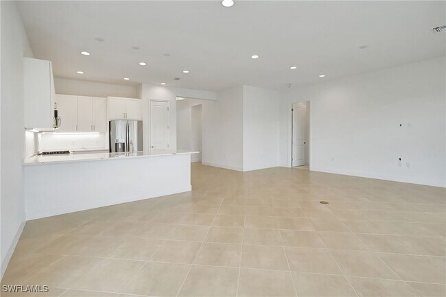 Foto del edificio - 20428 Estero Xing Blvd
