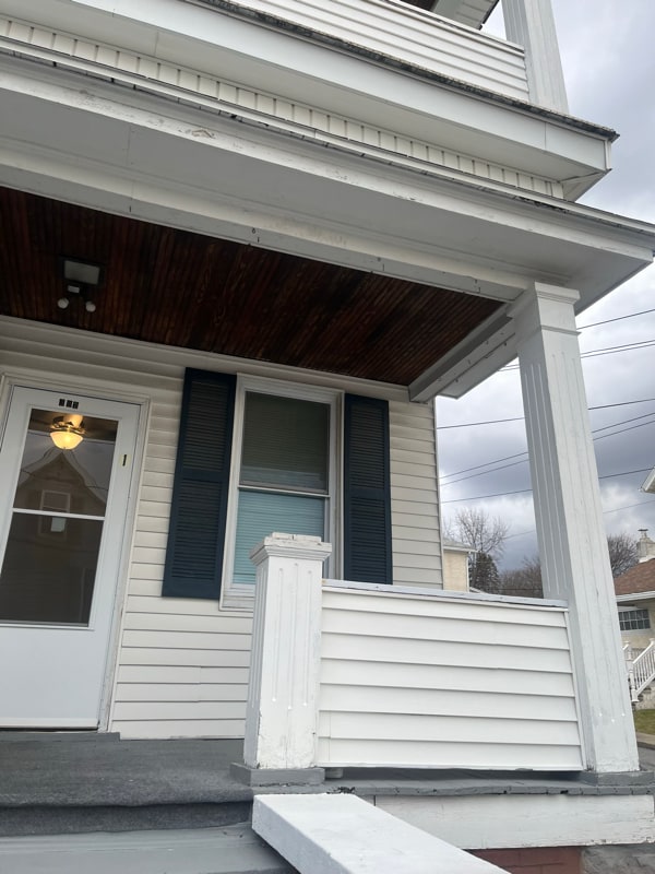 Foto del edificio - 302 E Elm St