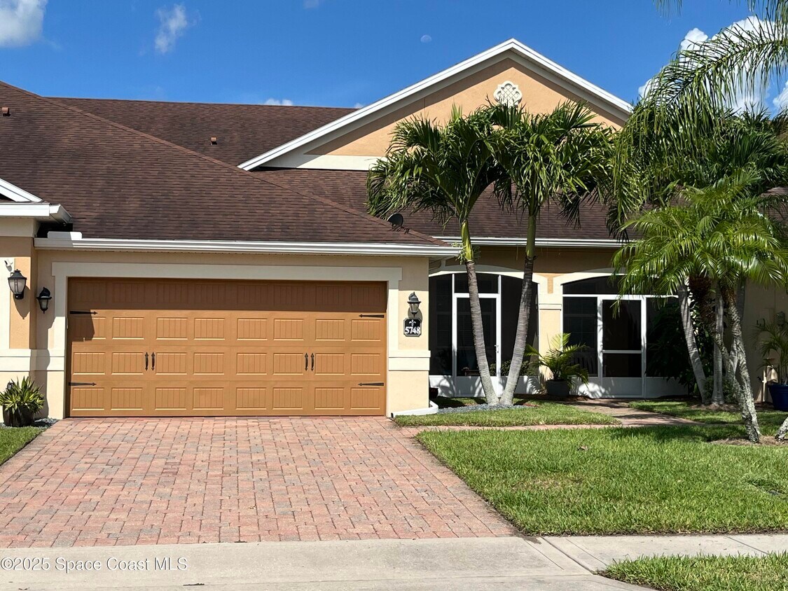 Foto principal - 5748 Tamarac Dr