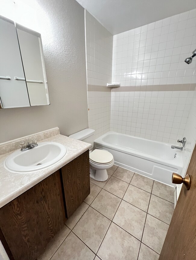 Building Photo - 4981 King Arthur Way