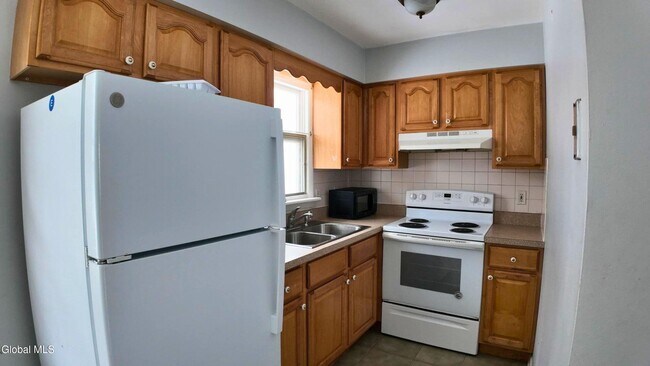 Foto del edificio - 79 B Wertman Ln