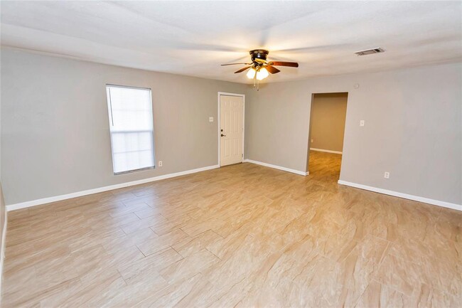 Foto del edificio - 1226 Northview Dr