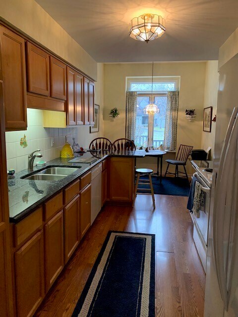 Foto del edificio - 71 Winding Creek Ln