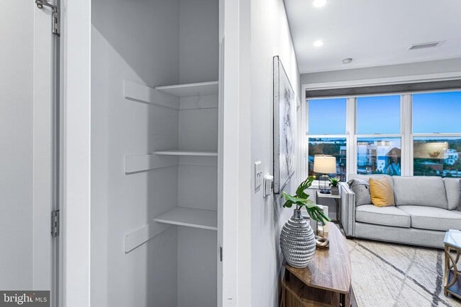 Foto del edificio - 1350 Maryland Ave NE