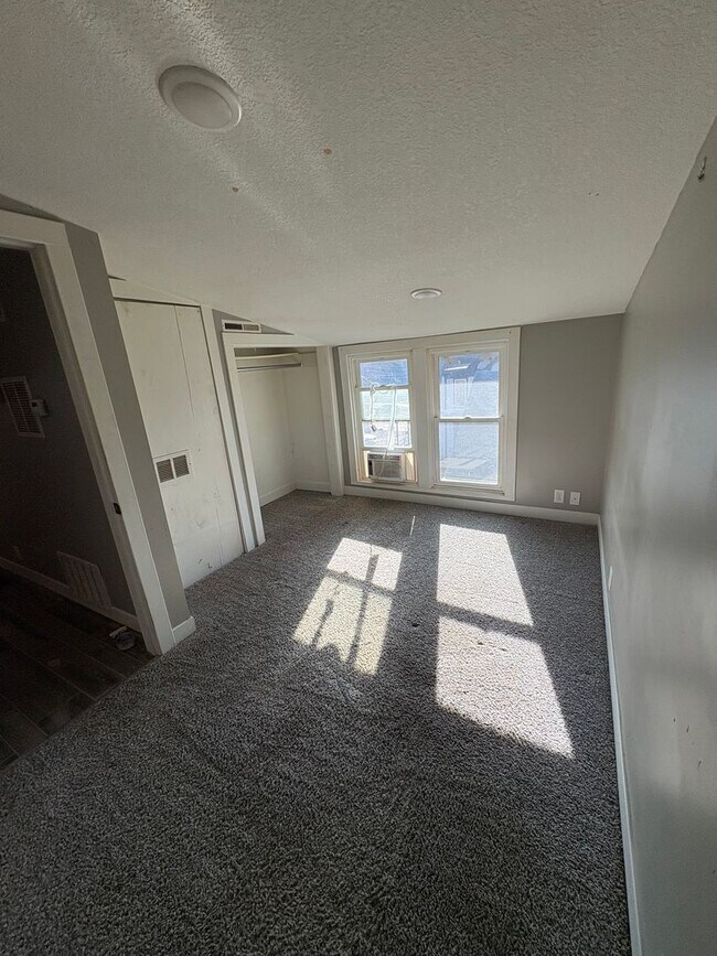 Foto del edificio - 816 Congress St