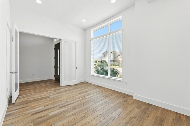 Building Photo - 7608 Boyd Hvn Dr