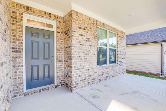 Foto del edificio - 724 Lanarck Wy
