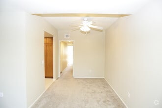 Tamarack Gardens Apartments photo'