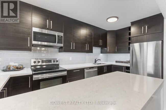 Photo du bâtiment - 240-1240 Scarlett Rd