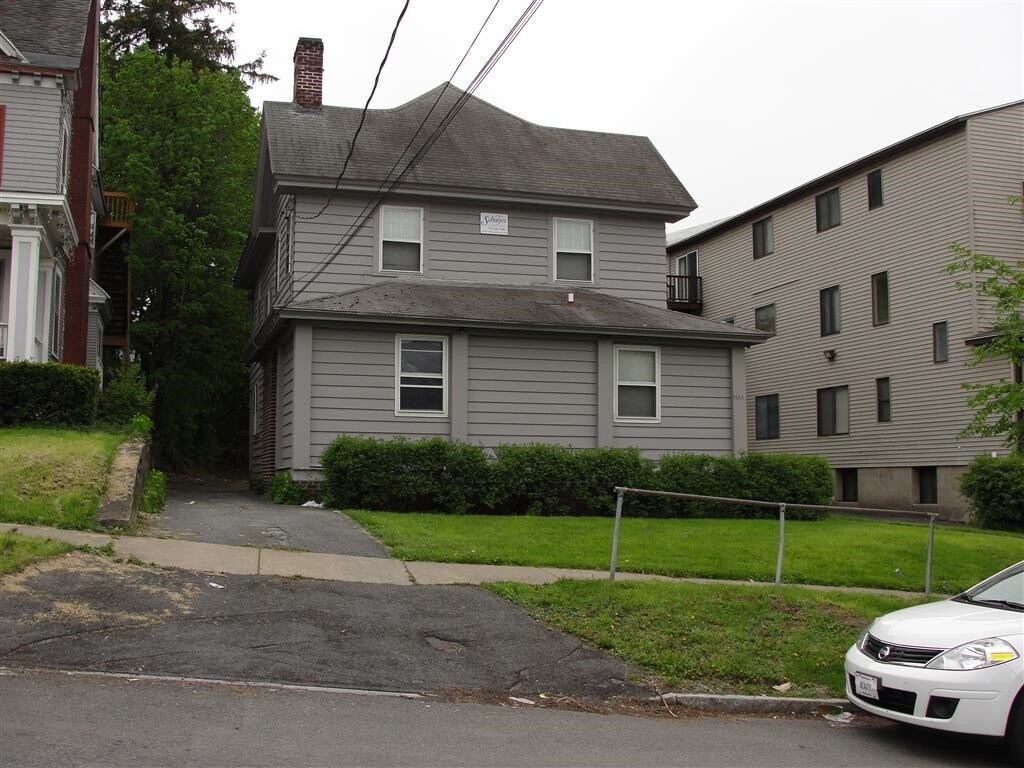 Primary Photo - 1105 Madison St