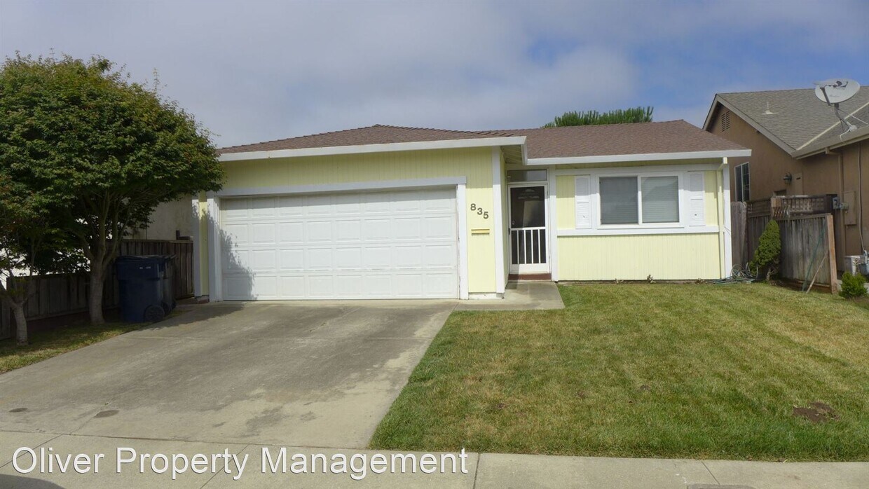 Foto principal - 2 br, 2 bath House - 835 Cynthia Dr