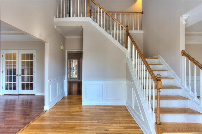 Foto del edificio - 800 Satinwood Pl