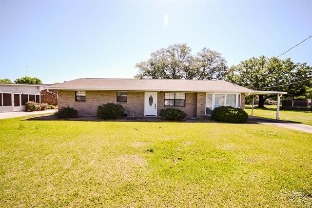 Building Photo - 311 Davis Dr