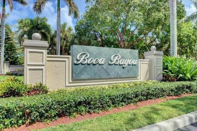 Foto del edificio - 26 Royal Palm Way