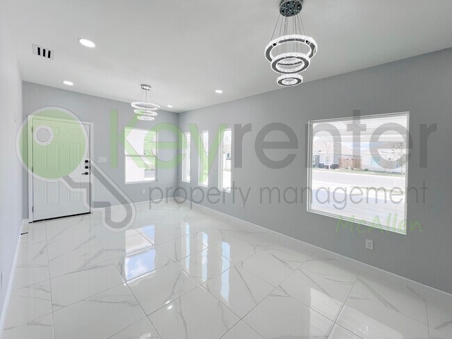 Foto del edificio - 913 N Woodson Ave