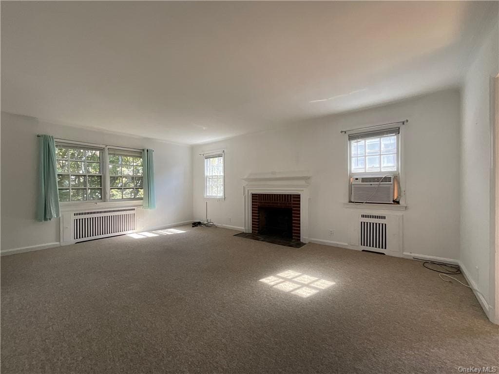 11 Whitman St Unit 2, HastingsonHudson, NY 10706 Room for Rent in