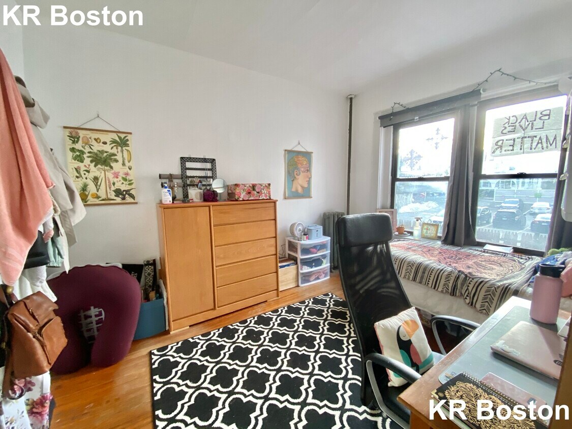 Primary Photo - 22 Harvard Ave