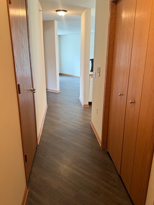 Foto del edificio - Stone Creek Apartments