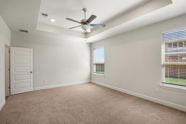 Building Photo - 8417 Yokohama Terrace