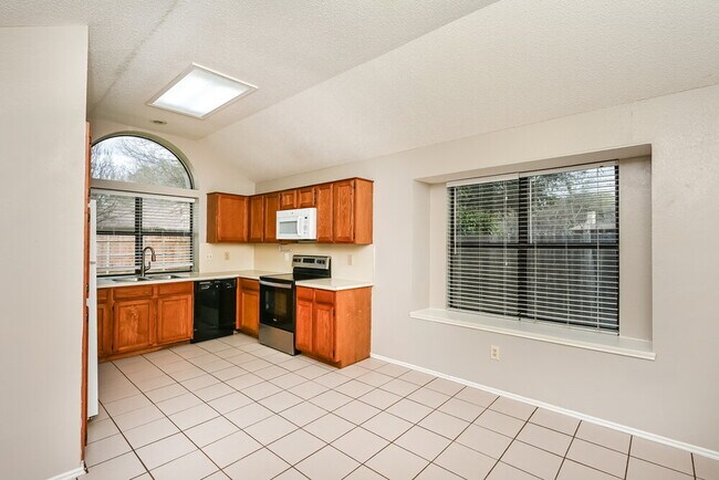 Building Photo - 4209 Vincent Terrace