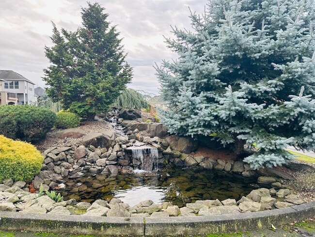 Building Photo - Gorgeous Custom Camas Home