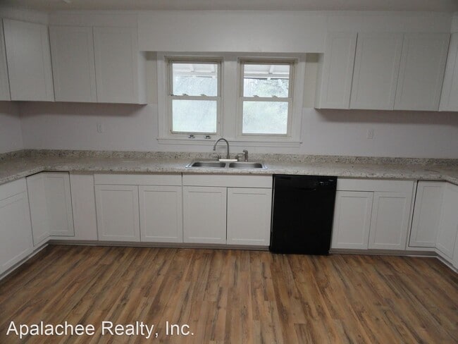 Building Photo - 3 br, 3 bath House - 725 Moon Bridge Rd