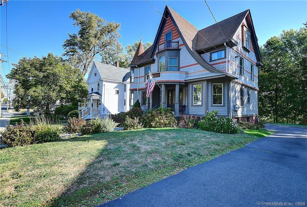 Primary Photo - 186 Raymond Rd