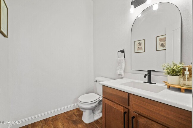 Building Photo - 3760 Loma Jacinto