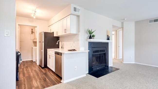 Foto del edificio - The Crest on Hampton Hollow