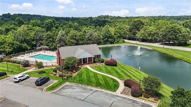 Foto del edificio - Build Equity While Leasing - Lease to Own