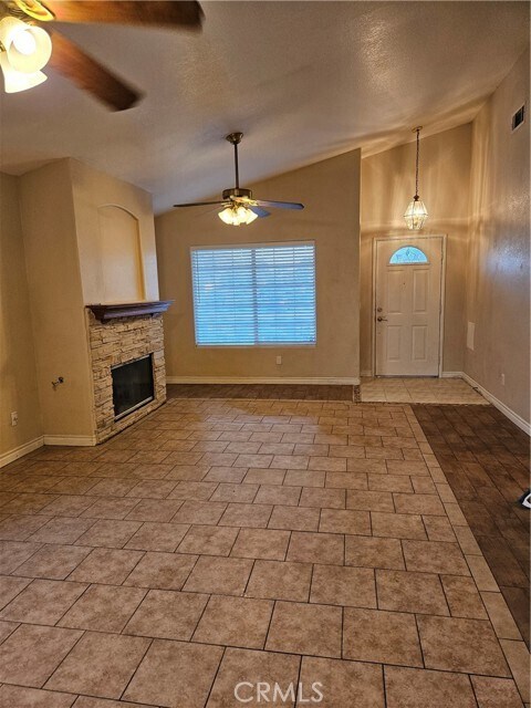 Building Photo - 27070 Hemingway Ct