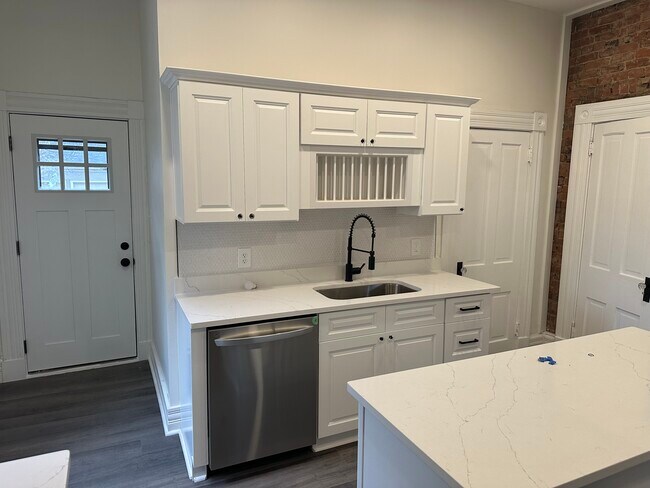 Foto del edificio - 81 Warren St