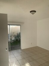 Building Photo - 575 13th Pl