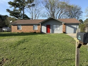 Building Photo - 22173 Ewell St