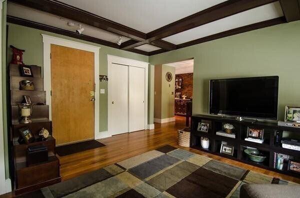 Building Photo - 39 South St