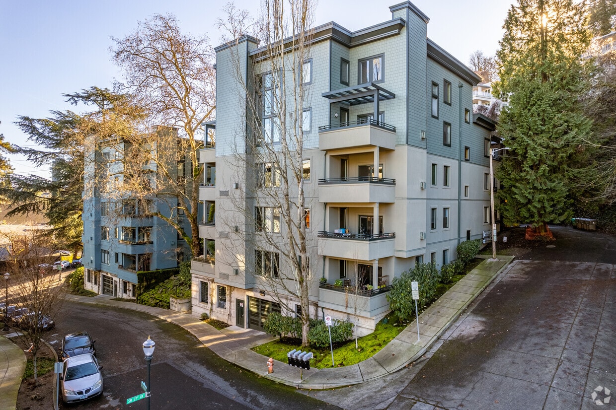 Arbor Vista Apartments in Portland, OR