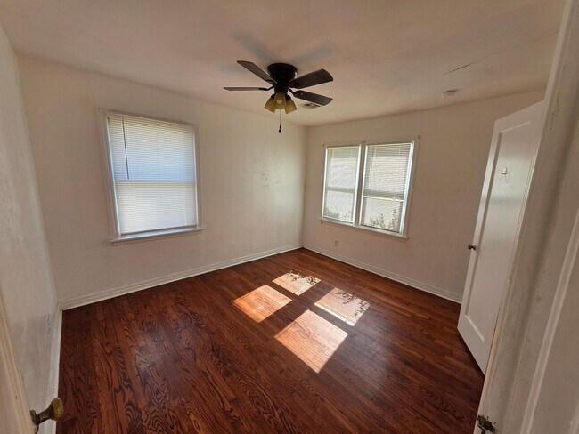 Foto del edificio - FOR RENT – 3 Bed / 1.5 Bath Home – $1,500/mo