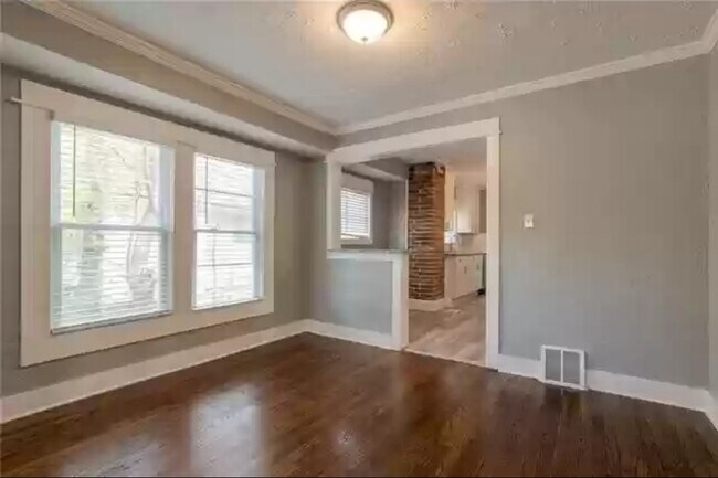 Foto del edificio - 5519 Highland Ave