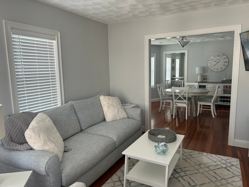 Foto principal - 169 Sheridan Ave