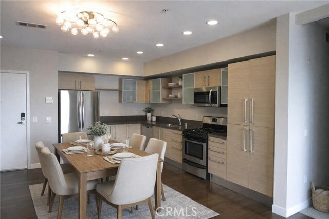 Building Photo - 1234 Wilshire Blvd