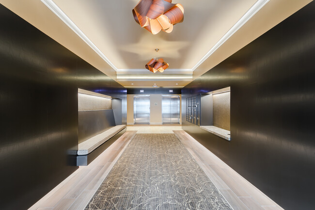 Foto del edificio - The Club at Waters Edge (Luxury Apartments)