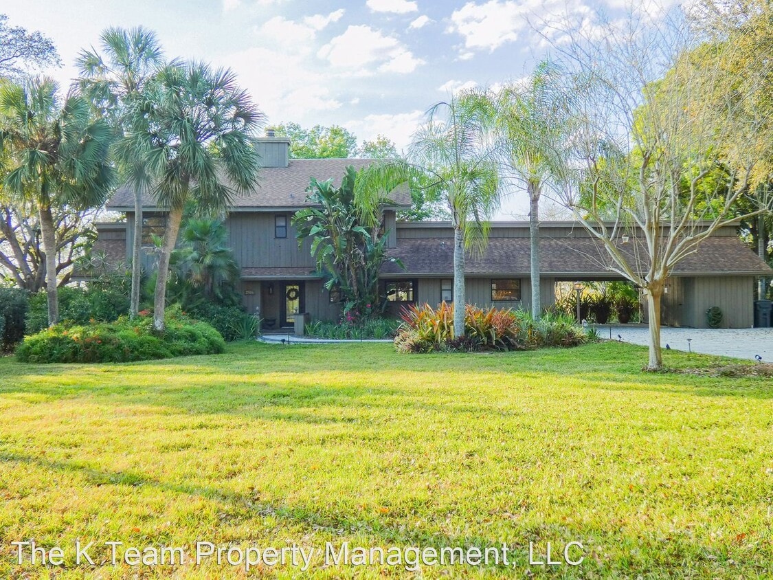 Primary Photo - 3 br, 2 bath House - 2906 E Lake Hartridge Dr