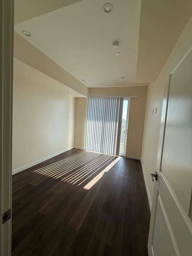 Interior Photo - The Hamilton