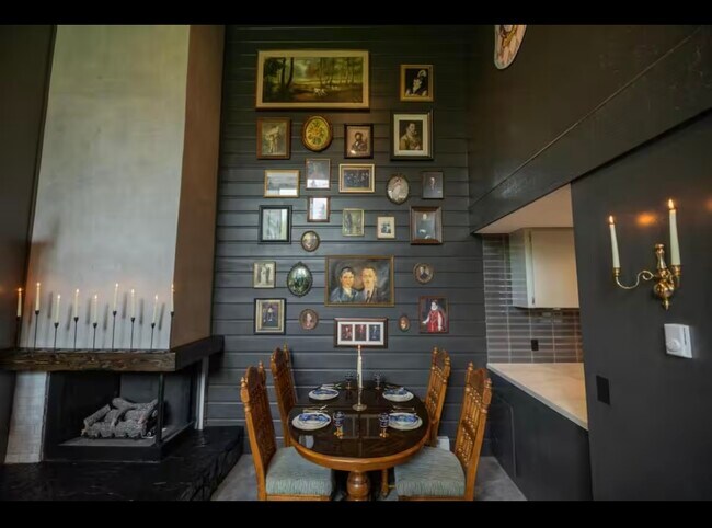Foto del edificio - 2940 W Fairway Dr