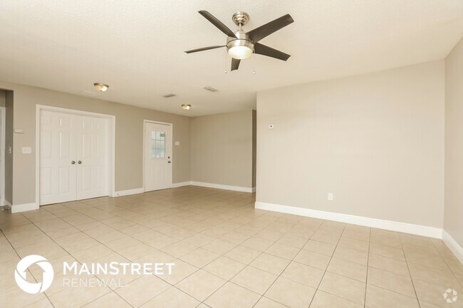 Building Photo - 1512 Lady Ave
