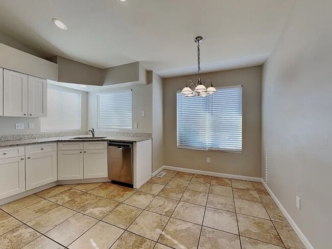 Foto del edificio - 3345 Prestwicke Pl