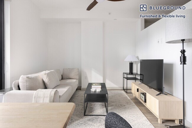 Foto del edificio - 221 SW 12th St