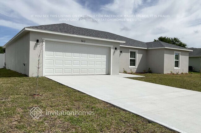 Foto del edificio - 743 Koutnik Rd SE